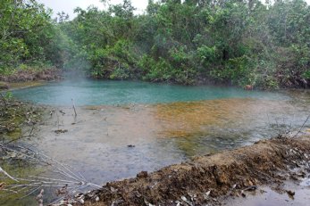 Makinit Hot Spring